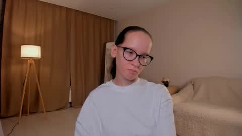 Sara online show from 10.11.25