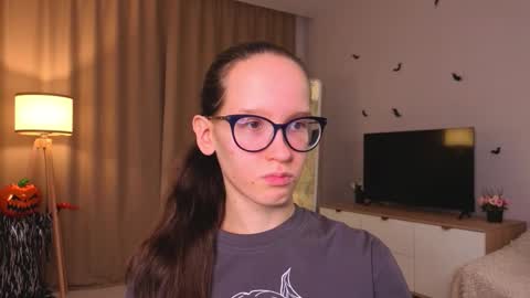 Sara online show from 11.21.25