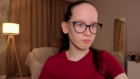 Sara online show from 04.18.26