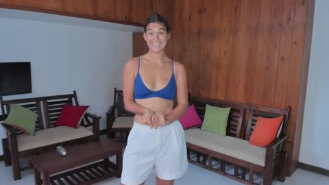 Snapshot of lynn_jackson chatting on 11.13.25 LYNN online show from 11.13.25