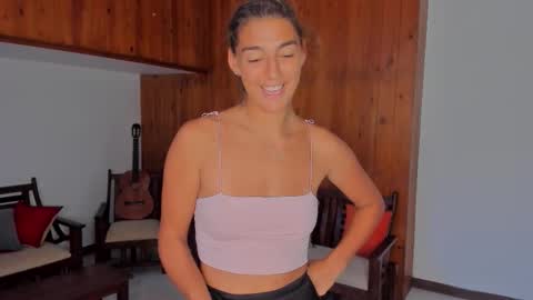 Snapshot of lynn_jackson chatting on 11.16.25 LYNN online show from 11.16.25