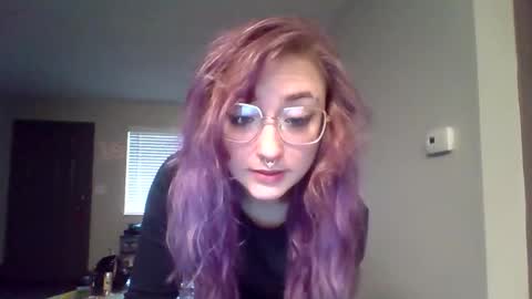 Lynn  online show from 03.04.26