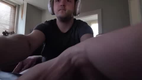 Snapshot of lyntronix chatting on 02.18.26 J online show from 02.18.26