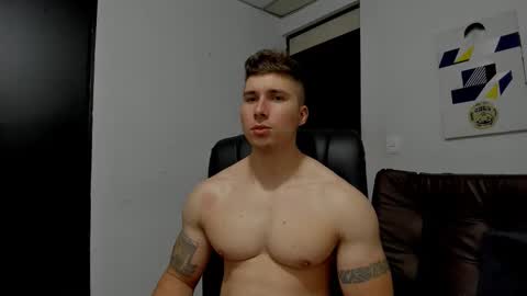 Snapshot of lyonel15 chatting on 10.30.25 Lyonel online show from 10.30.25