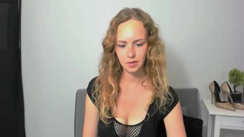 Lura online show from 09.10.25