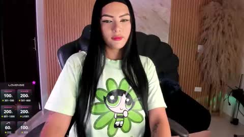    VIVIANA    online show from 09.21.25