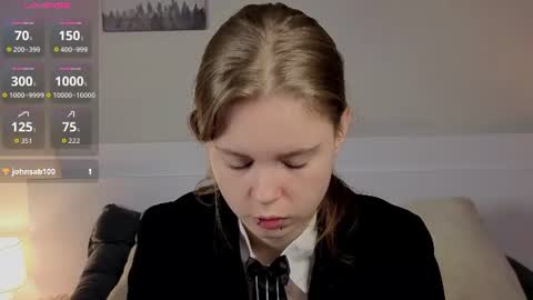 Snapshot of lyucy chatting on 07.27.26 Julie online show from 07.27.26