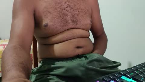 m0ren01995 online show from 04.04.26