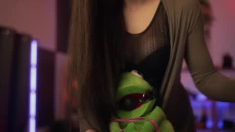 Snapshot of m1agarand chatting on 10.15.25 M1A Dddy online show from 10.15.25