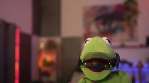 Snapshot of m1agarand chatting on 10.21.25 M1A Dddy online show from 10.21.25