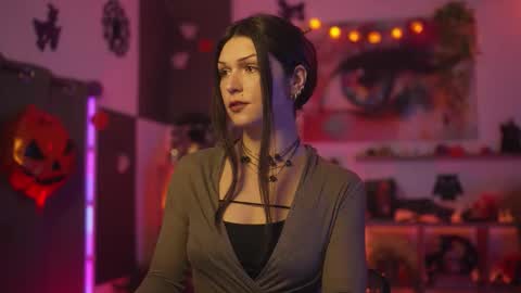 Snapshot of m1agarand chatting on 10.27.25 M1A Dddy online show from 10.27.25