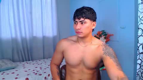 Snapshot of m1chaelx_ chatting on 10.29.25 MICHAEL online show from 10.29.25