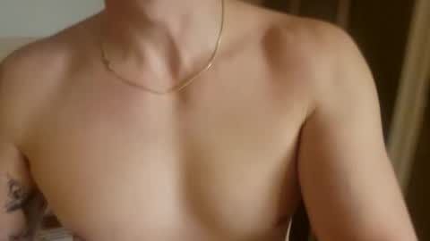 Snapshot of m1guele chatting on 12.19.24 Fucklover online show from 12.19.24