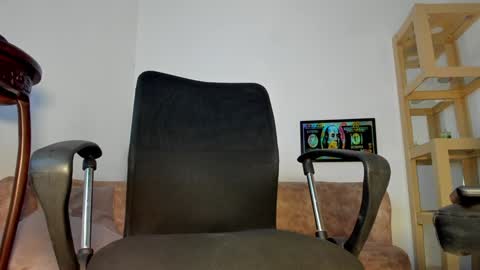 Mila online show from 12.02.24