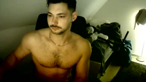Snapshot of m1recevierrr chatting on 06.13.26 m1recevierrr online show from 06.13.26