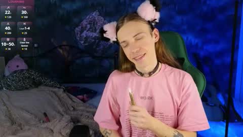 Snapshot of m1shq chatting on 11.13.25 m1shq online show from 11.13.25