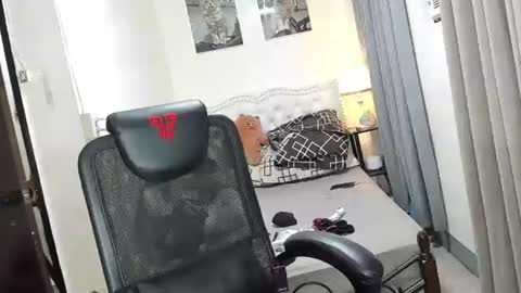 Cutie Yassie online show from 01.19.25