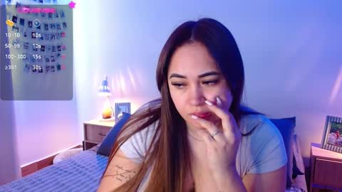 Snapshot of m33li chatting on 12.10.24 Meli online show from 12.10.24