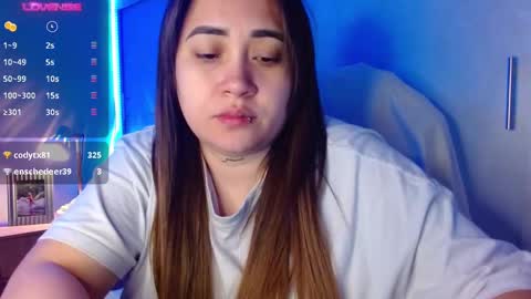 Snapshot of m33li chatting on 01.18.25 Meli online show from 01.18.25