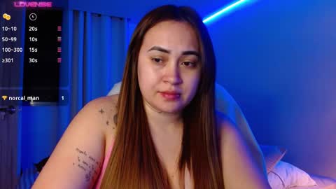 Snapshot of m33li chatting on 01.27.25 Meli online show from 01.27.25