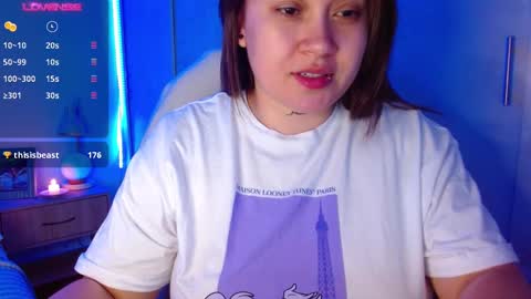 Snapshot of m33li chatting on 02.01.25 Meli online show from 02.01.25