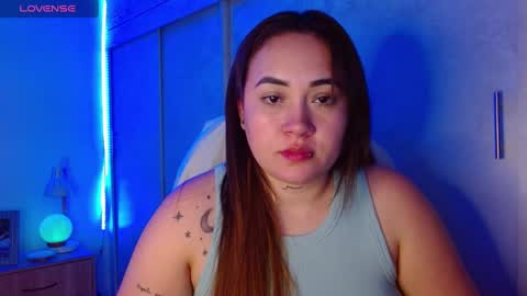 Snapshot of m33li chatting on 02.02.25 Meli online show from 02.02.25