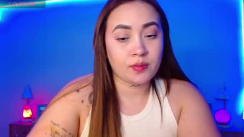 Snapshot of m33li chatting on 02.12.25 Meli online show from 02.12.25