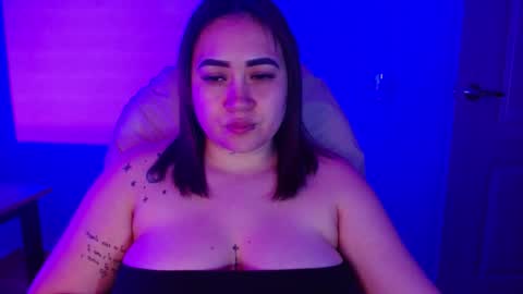 Snapshot of m33li chatting on 10.11.25 Meli online show from 10.11.25