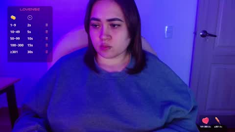 Snapshot of m33li chatting on 10.16.25 Meli online show from 10.16.25