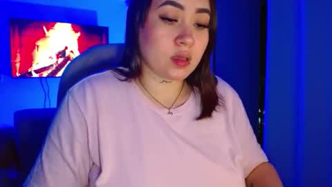 Snapshot of m33li chatting on 04.30.26 Meli online show from 04.30.26