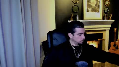 Snapshot of m4ck764561 chatting on 02.25.25 m4ck online show from 02.25.25