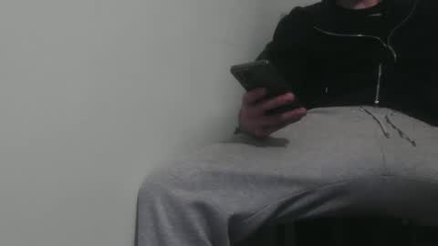 Snapshot of m4dh4tter24 chatting on 12.04.24 m4dh4tter24 online show from 12.04.24
