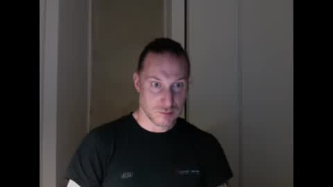 Snapshot of m4rduk81 chatting on 10.13.25 m4rduk online show from 10.13.25