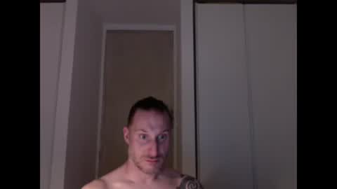 Snapshot of m4rduk81 chatting on 10.20.25 m4rduk online show from 10.20.25