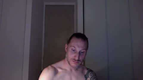 Snapshot of m4rduk81 chatting on 10.23.25 m4rduk online show from 10.23.25