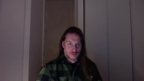 Snapshot of m4rduk81 chatting on 10.29.25 m4rduk online show from 10.29.25