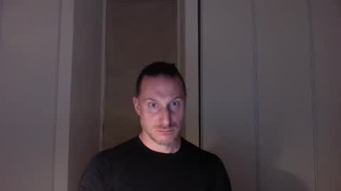 Snapshot of m4rduk81 chatting on 11.10.25 m4rduk online show from 11.10.25