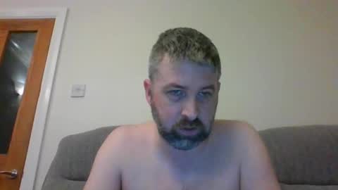 Snapshot of m5572 chatting on 02.09.26 Mathew online show from 02.09.26