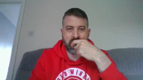 Snapshot of m5572 chatting on 03.01.26 Mathew online show from 03.01.26