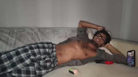 Snapshot of m_d_fl chatting on 02.04.26 MD online show from 02.04.26