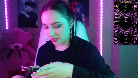 Snapshot of m_e_l_i_s_s_a_ chatting on 10.21.25 Melissa online show from 10.21.25