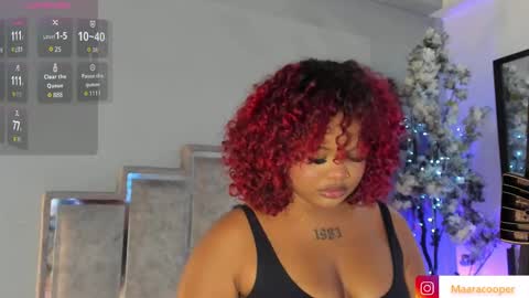 Snapshot of maaracooper chatting on 10.08.25 Maraacooper online show from 10.08.25