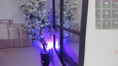 Snapshot of maaracooper chatting on 11.04.25 Maraacooper online show from 11.04.25