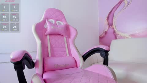 Snapshot of maariangel chatting on 01.11.25 Mariangel online show from 01.11.25