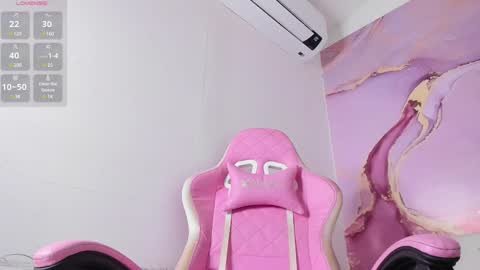 Snapshot of maariangel chatting on 01.23.25 Mariangel online show from 01.23.25