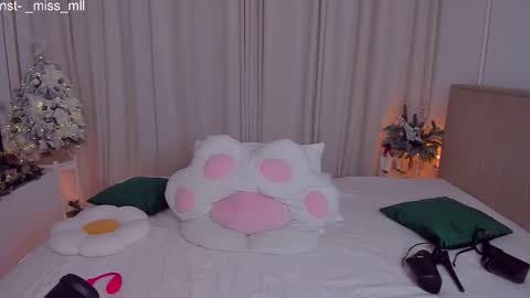 Mary online show from 12.19.25