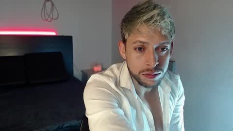 Snapshot of maaxxxrider chatting on 10.29.25 YES MASTER online show from 10.29.25