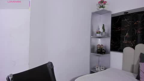 Mazikeen  online show from 10.28.25