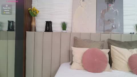 Snapshot of mabelvell chatting on 03.30.26 Mabel online show from 03.30.26