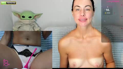 Snapshot of mabuhay_girl chatting on 09.21.25 You let people into your sea and they kill your fish online show from 09.21.25